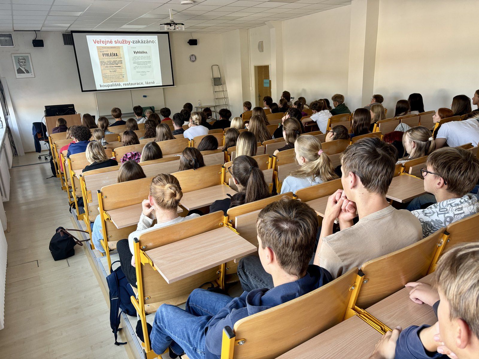 Beseda s RNDr. Michaelou Vidlákovou, přeživší holokaustu