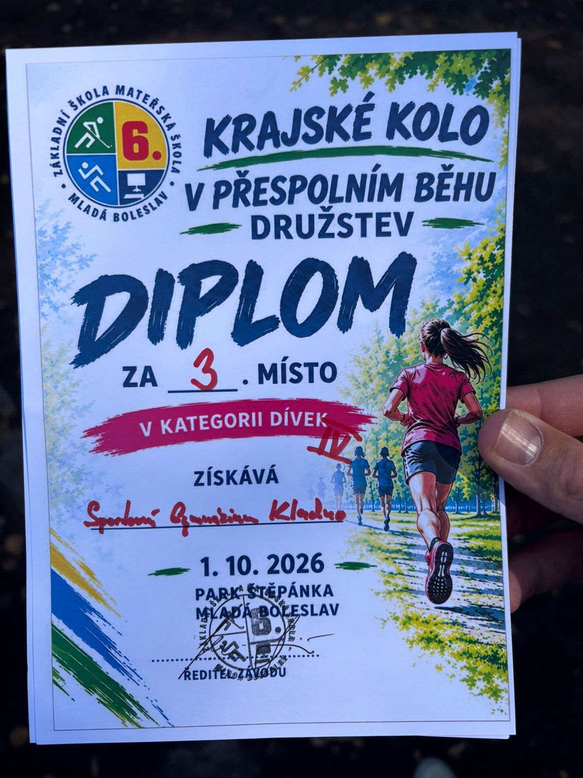 Přespolní běh: starší i mladší žákyně třetí v kraji